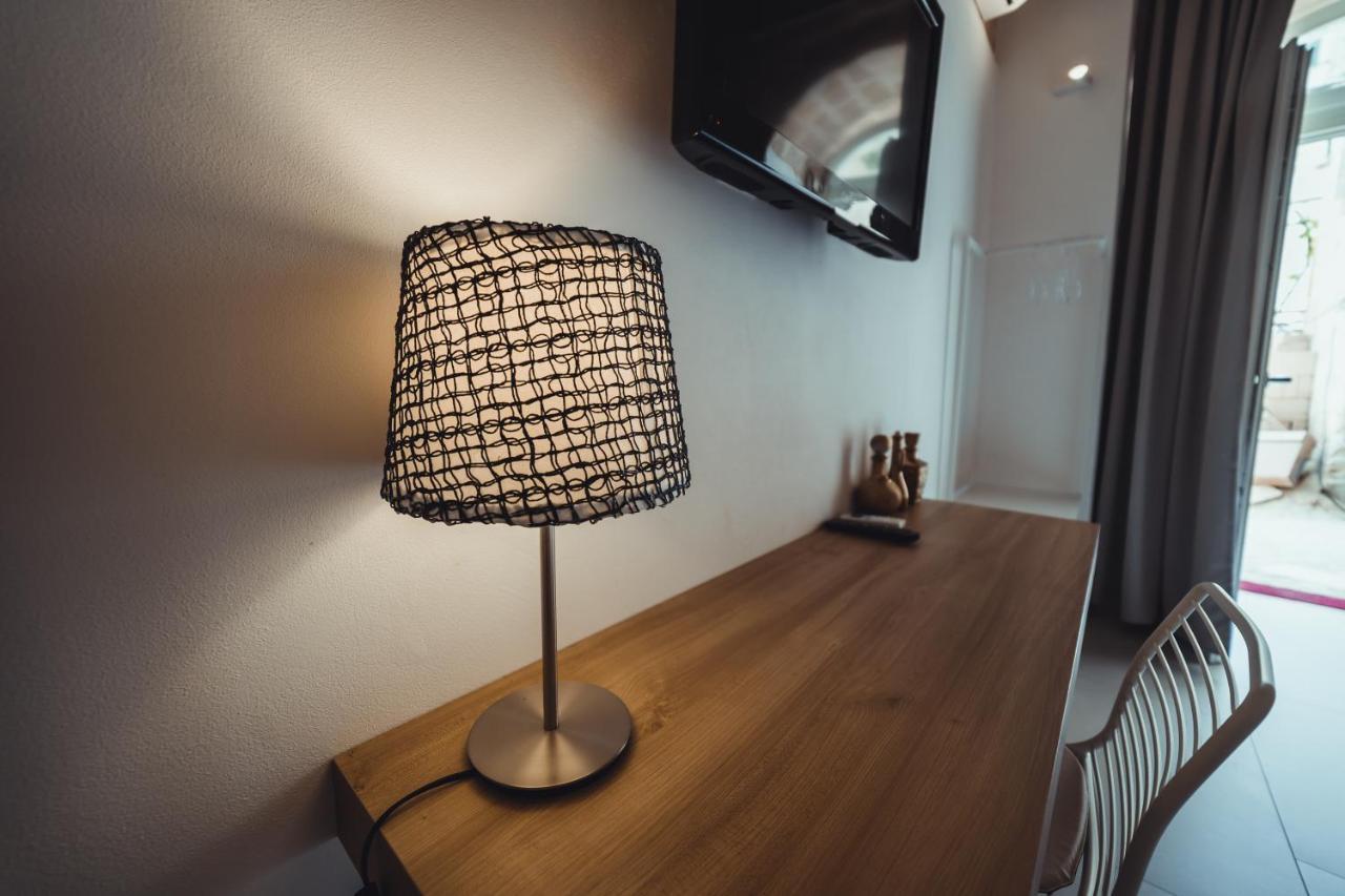 Endea Suite Rooms & Lounge Spa Матера Екстериор снимка
