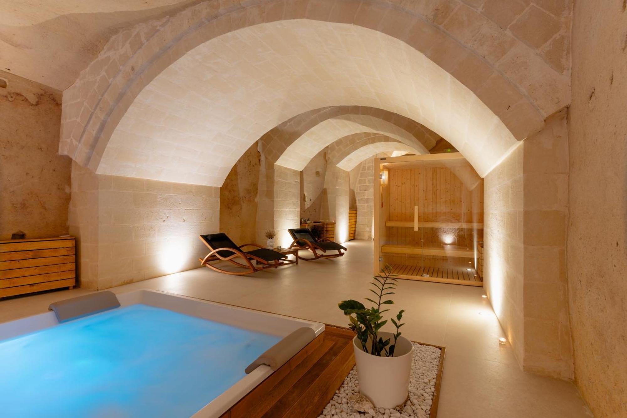 Endea Suite Rooms & Lounge Spa Матера Екстериор снимка