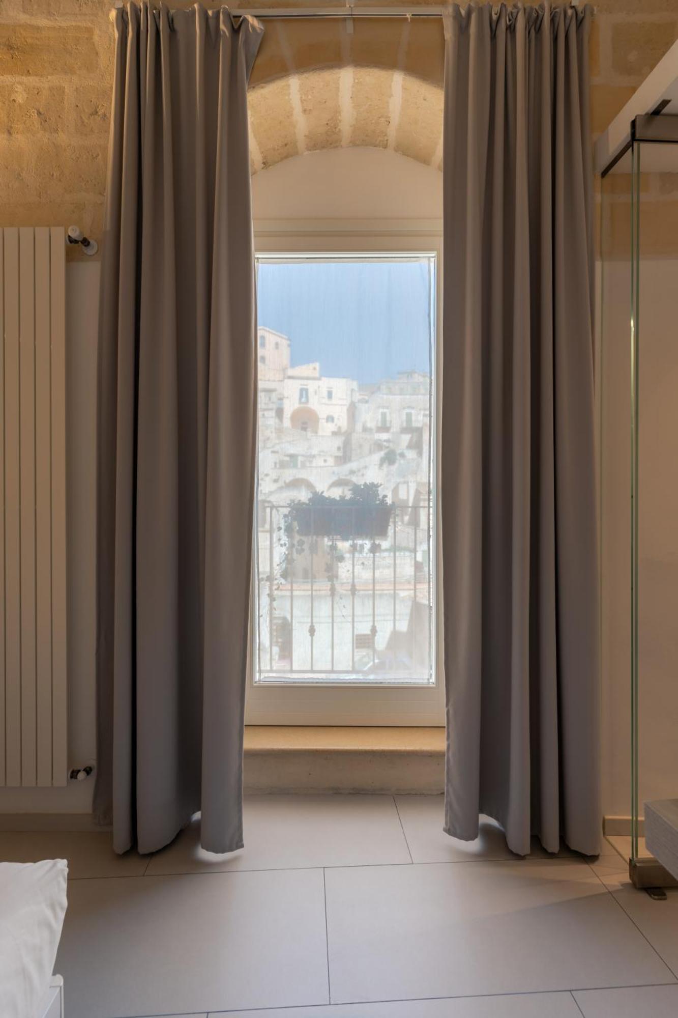 Endea Suite Rooms & Lounge Spa Матера Екстериор снимка