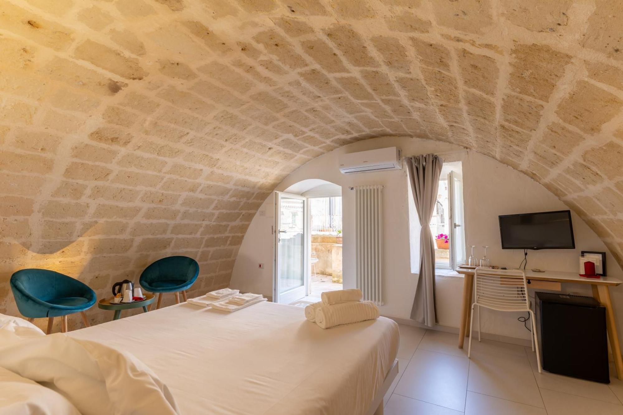 Endea Suite Rooms & Lounge Spa Матера Екстериор снимка